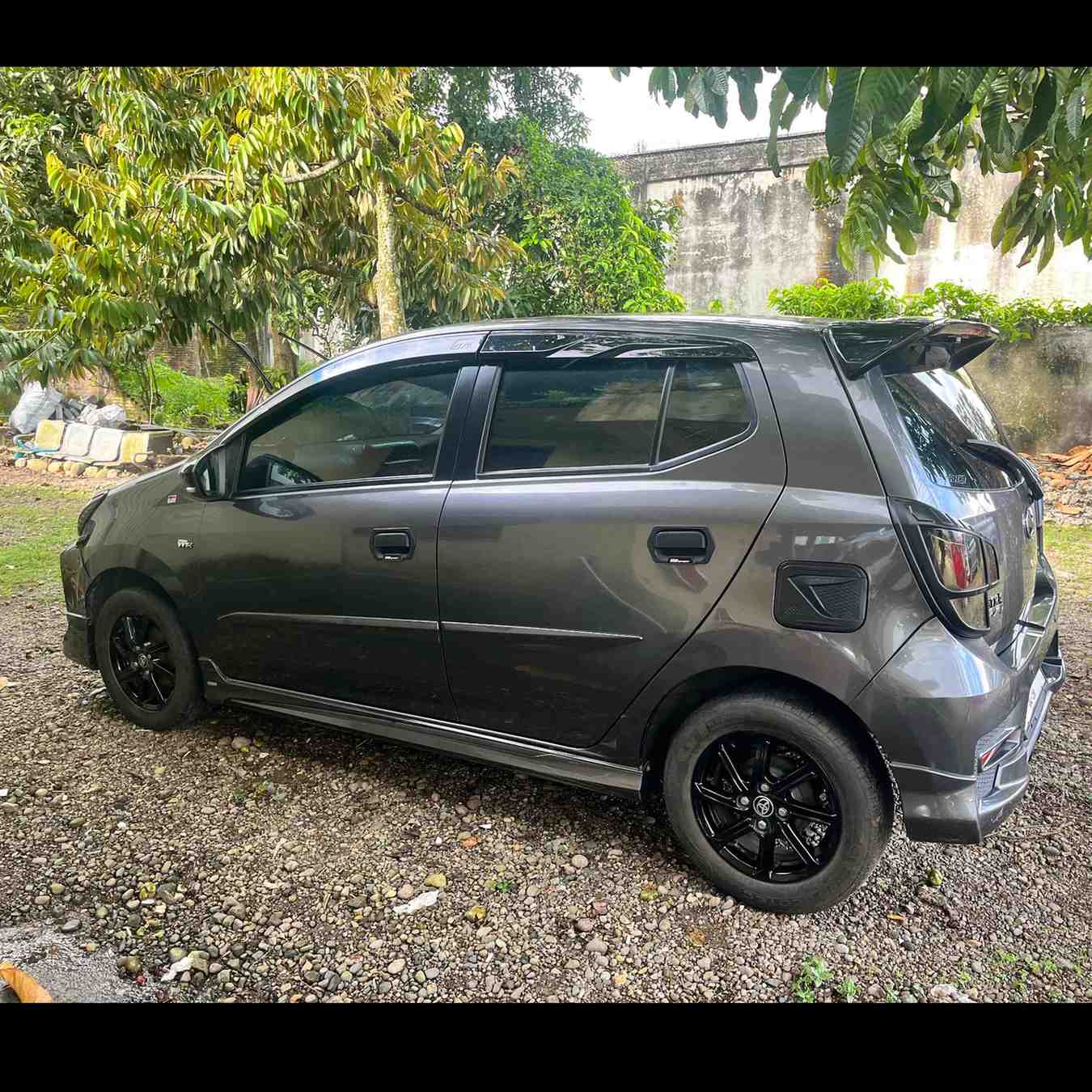 AGYA 1.2 G GR M/T - DB 1029 DI 3